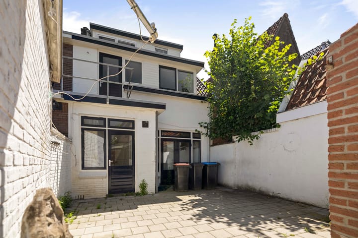 Foto 29 van Burg. Van Marlestraat 47