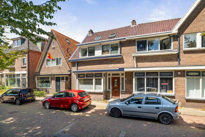 Foto 32 van Burg. Van Marlestraat 47