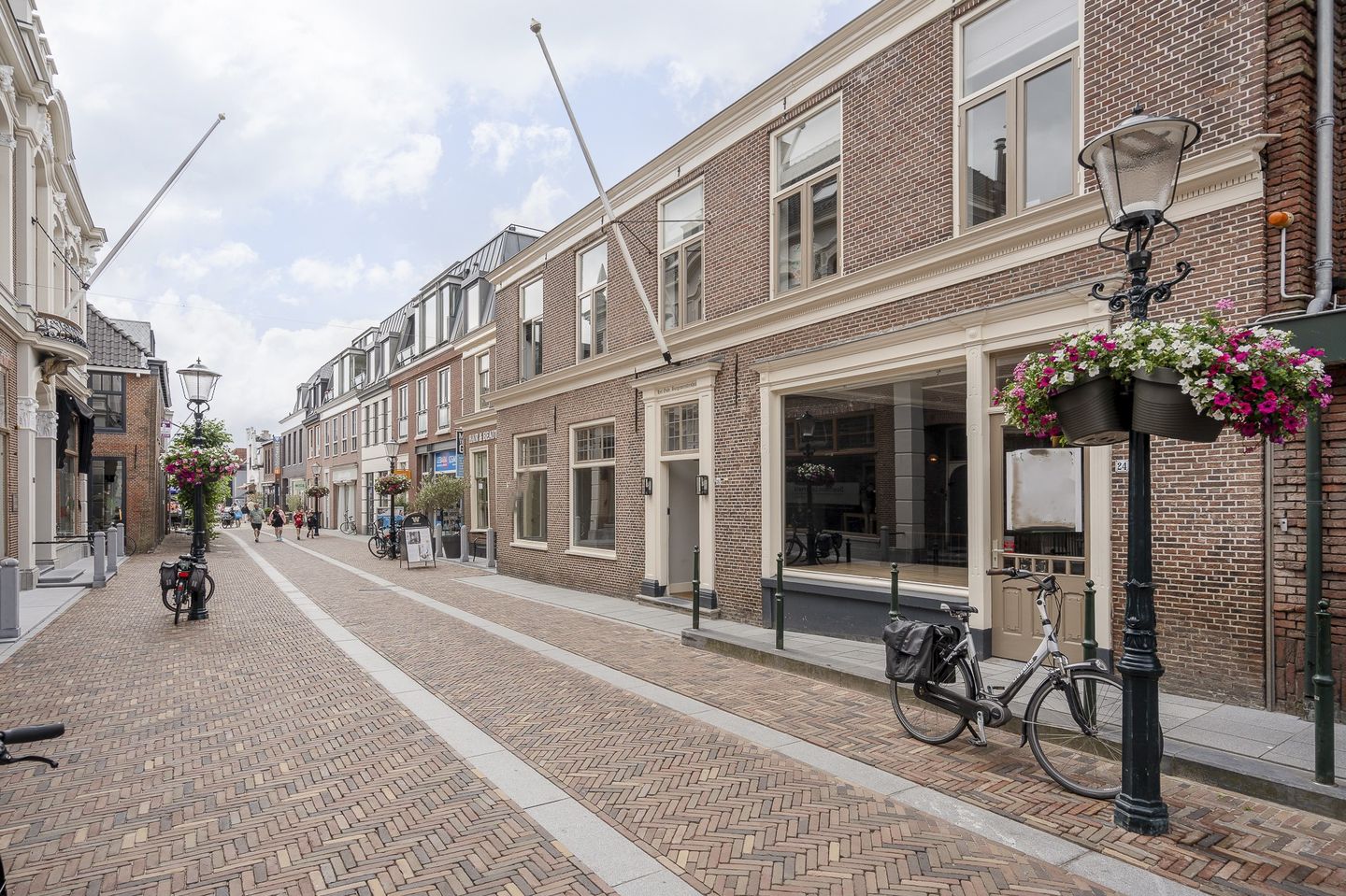 View photo 2 of Langstraat 24
