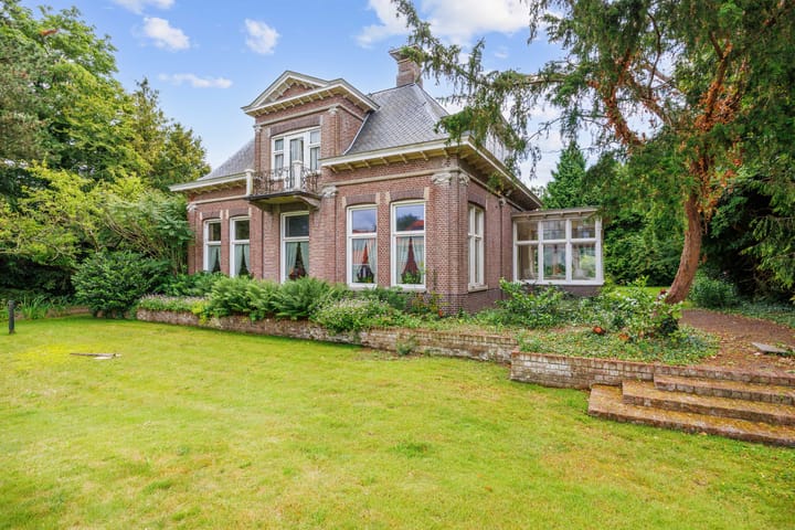 Foto 49 van Mernaweg 7