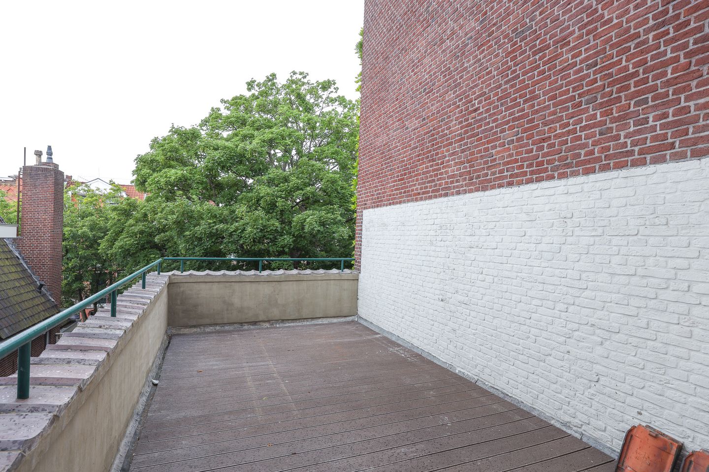 Photo 19 of Van Baerlestraat 28-2