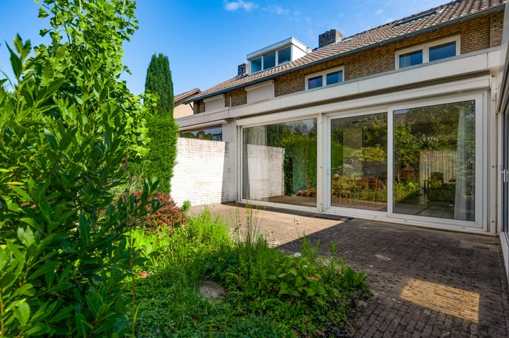 Photo 4 of Beukenlaan 78