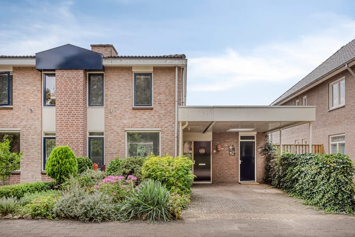 Foto 7 van Beatrixstraat 4