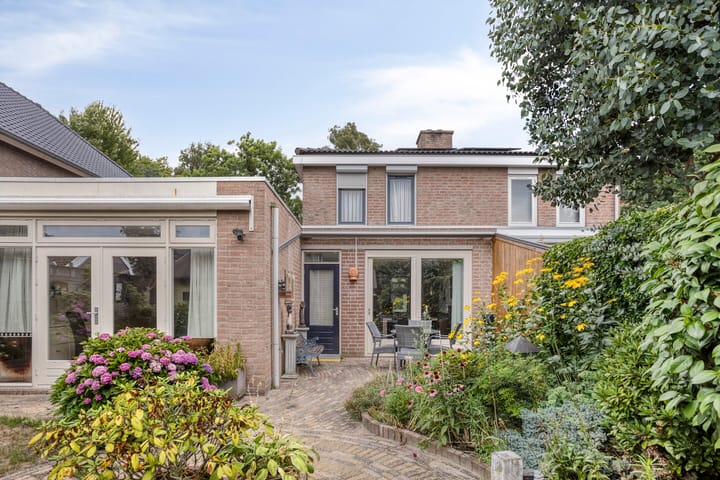 Foto 37 van Beatrixstraat 4