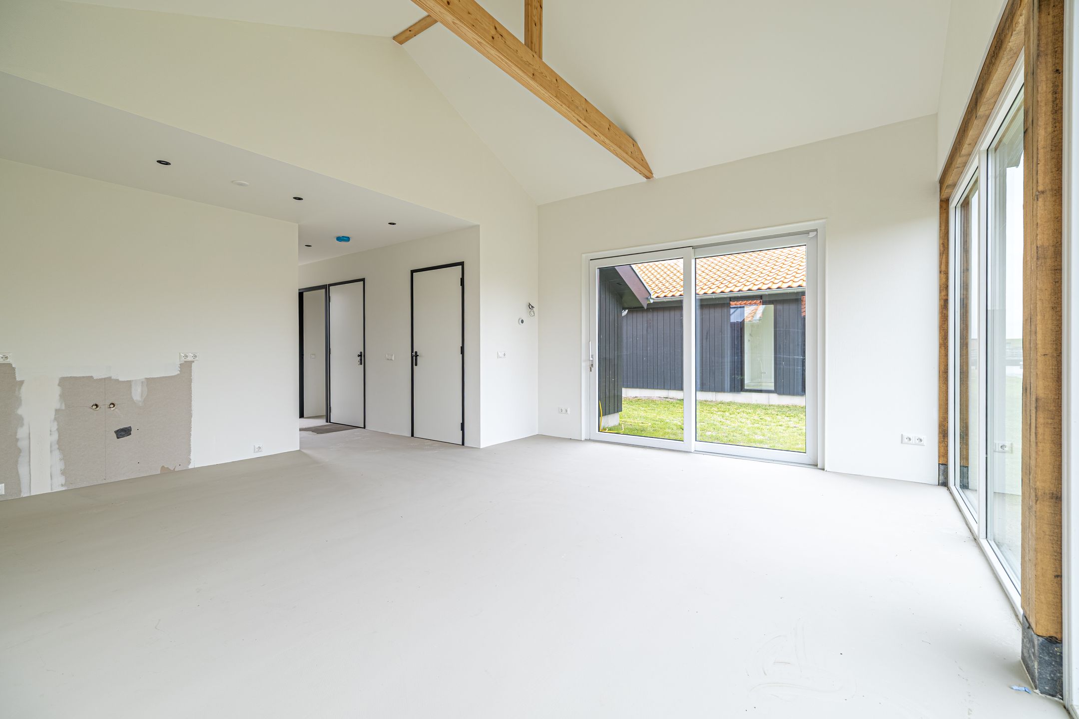 2-bedroom freehold villa in Eanjum — photo 3 of 5