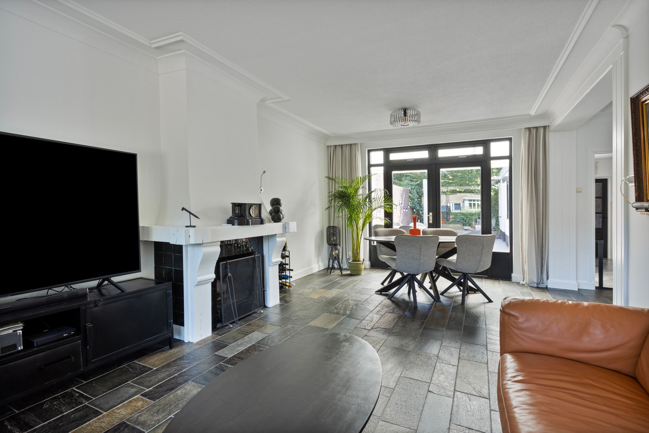 Photo 3 of Helmondsestraat 27