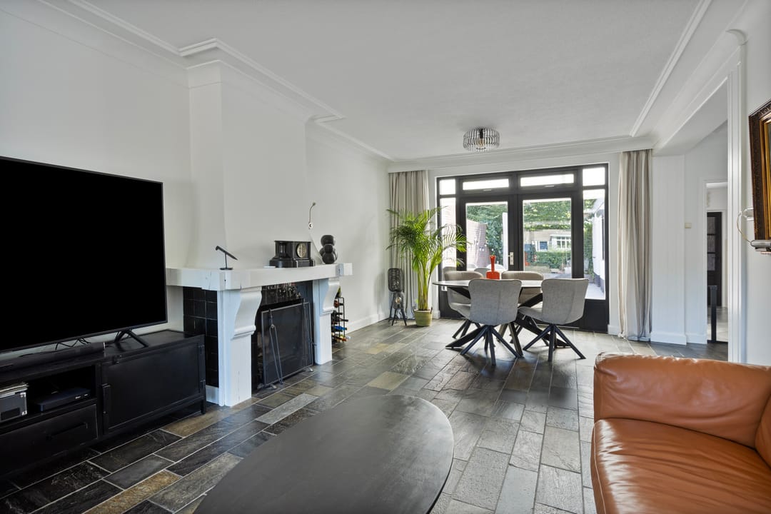 Photo 8 of Helmondsestraat 27