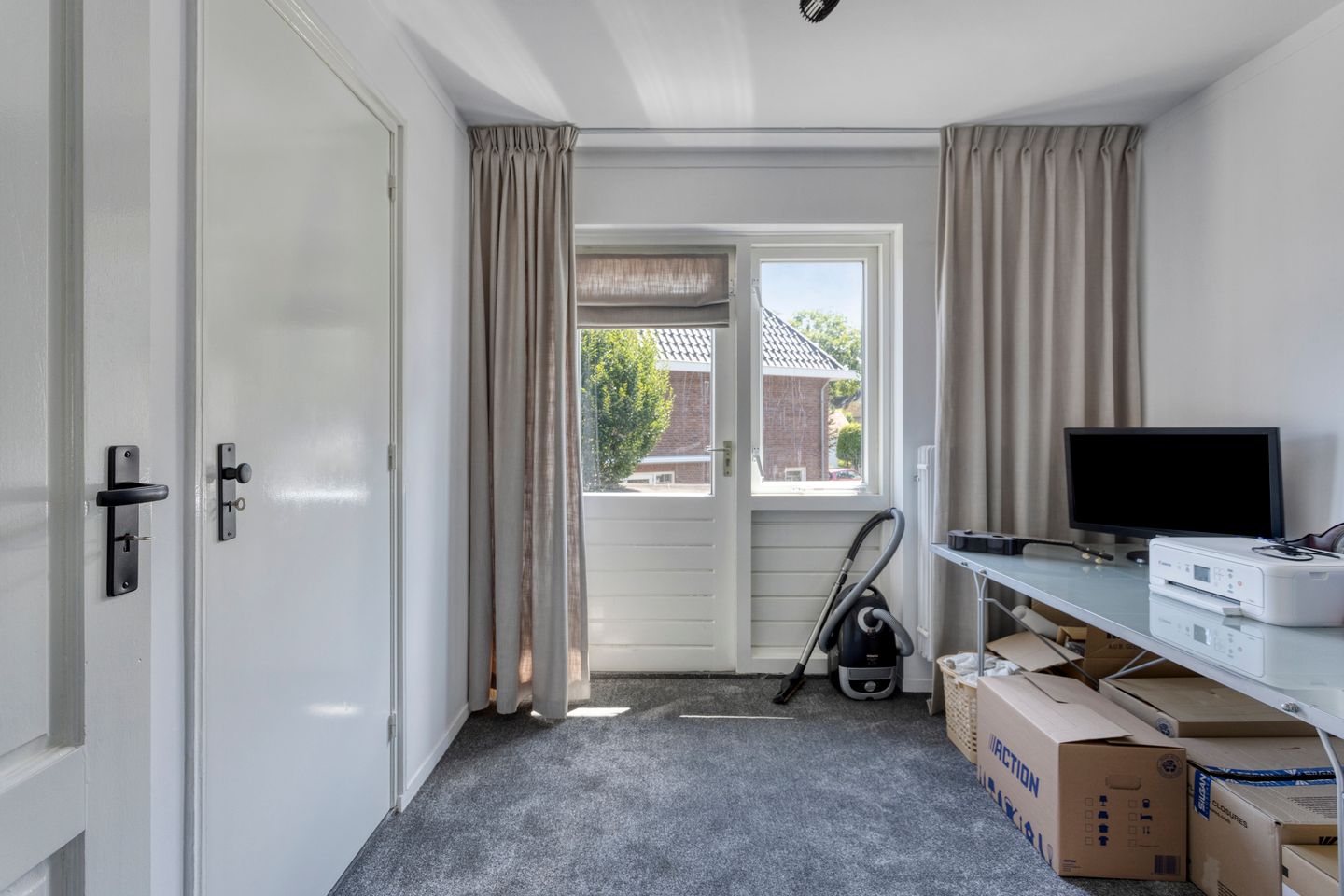 Photo 20 of Helmondsestraat 27