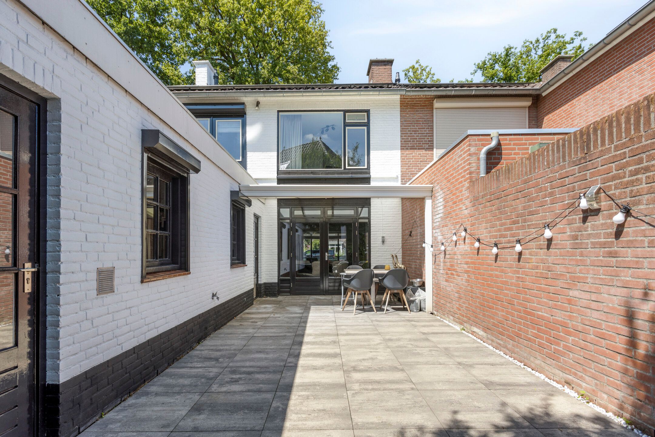 Photo 24 of Helmondsestraat 27