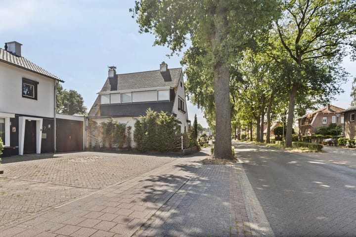 Photo 31 of Helmondsestraat 27
