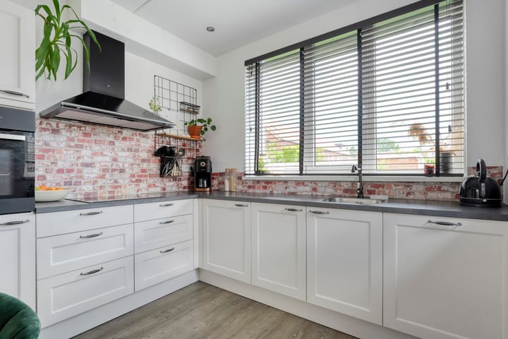 Foto 11 van Litho 10