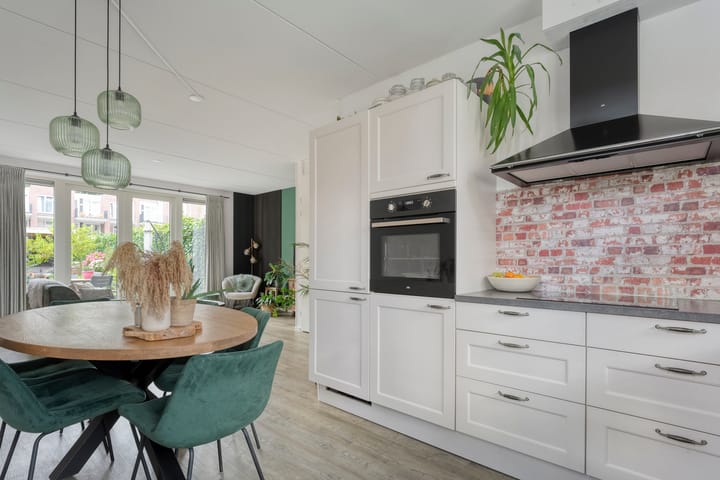 Foto 12 van Litho 10