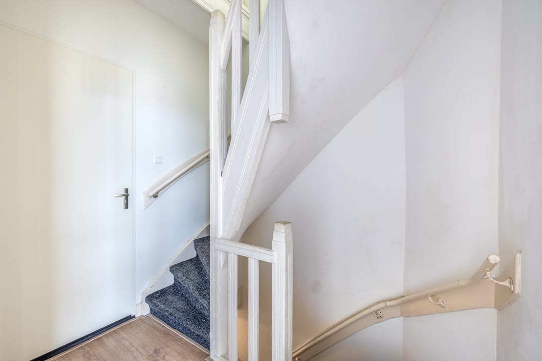 Photo 8 of Bree 27-B02