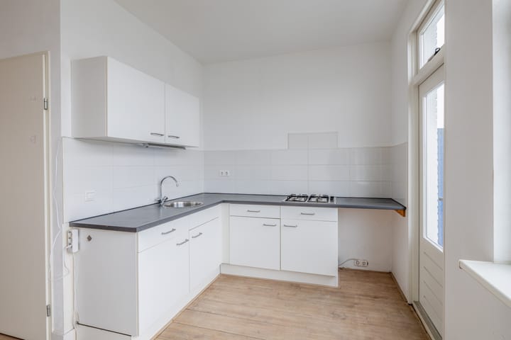 Foto 14 van Bree 27-B02