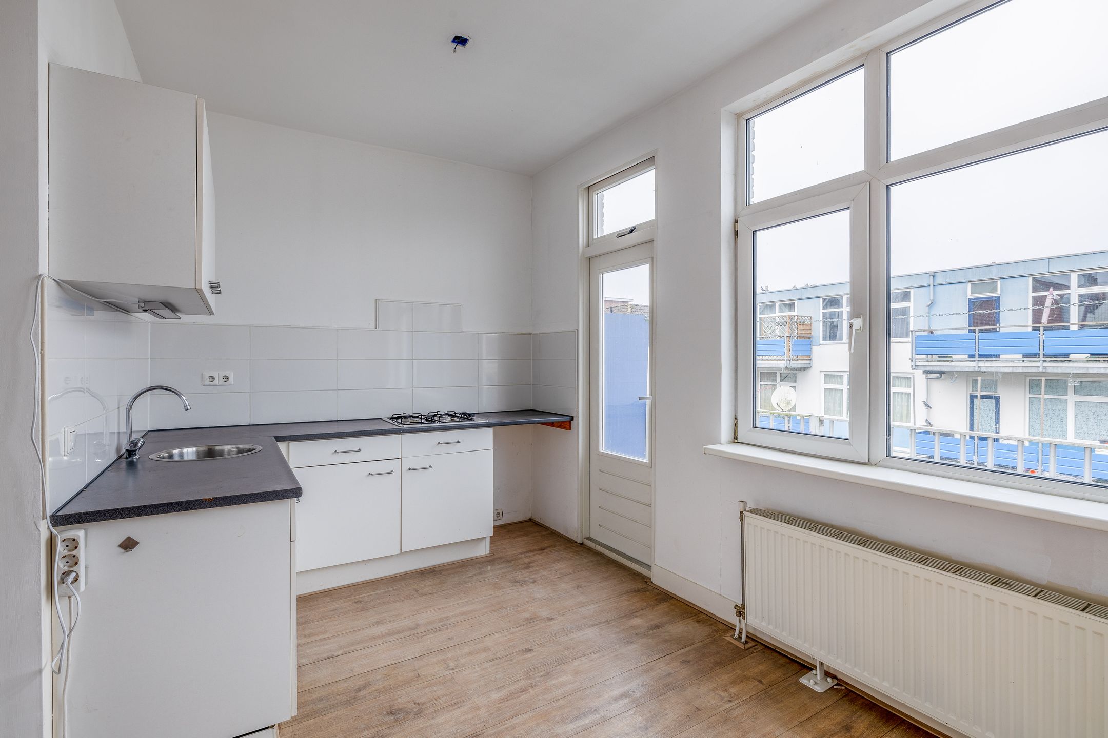 Photo 15 of Bree 27-B02