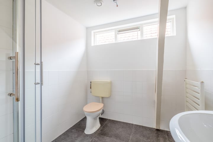 Foto 29 van Bree 27-B02