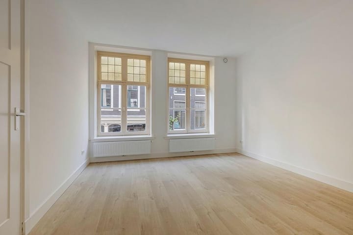 Foto 2 van Wolvenstraat 8-1