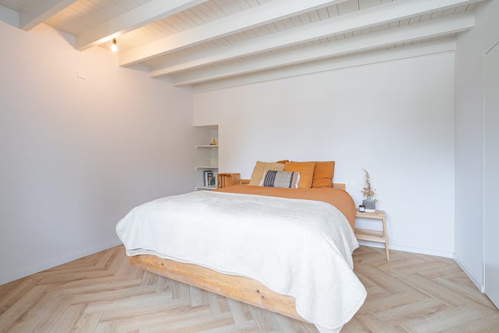 Foto 11 van Mesweg 8