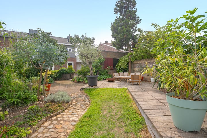 Foto 24 van Mesweg 8