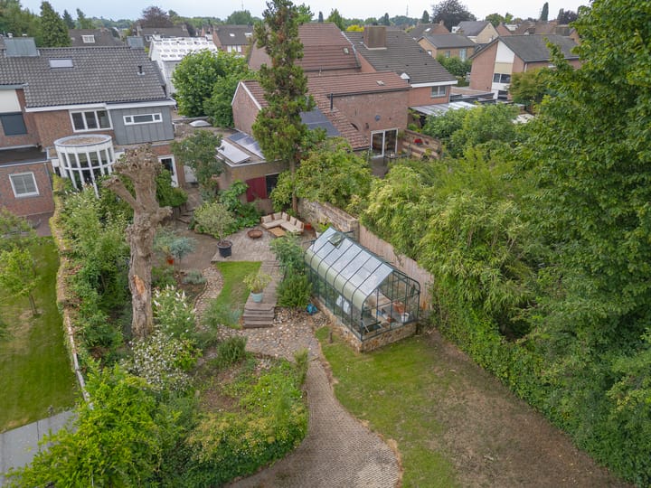 Foto 30 van Mesweg 8