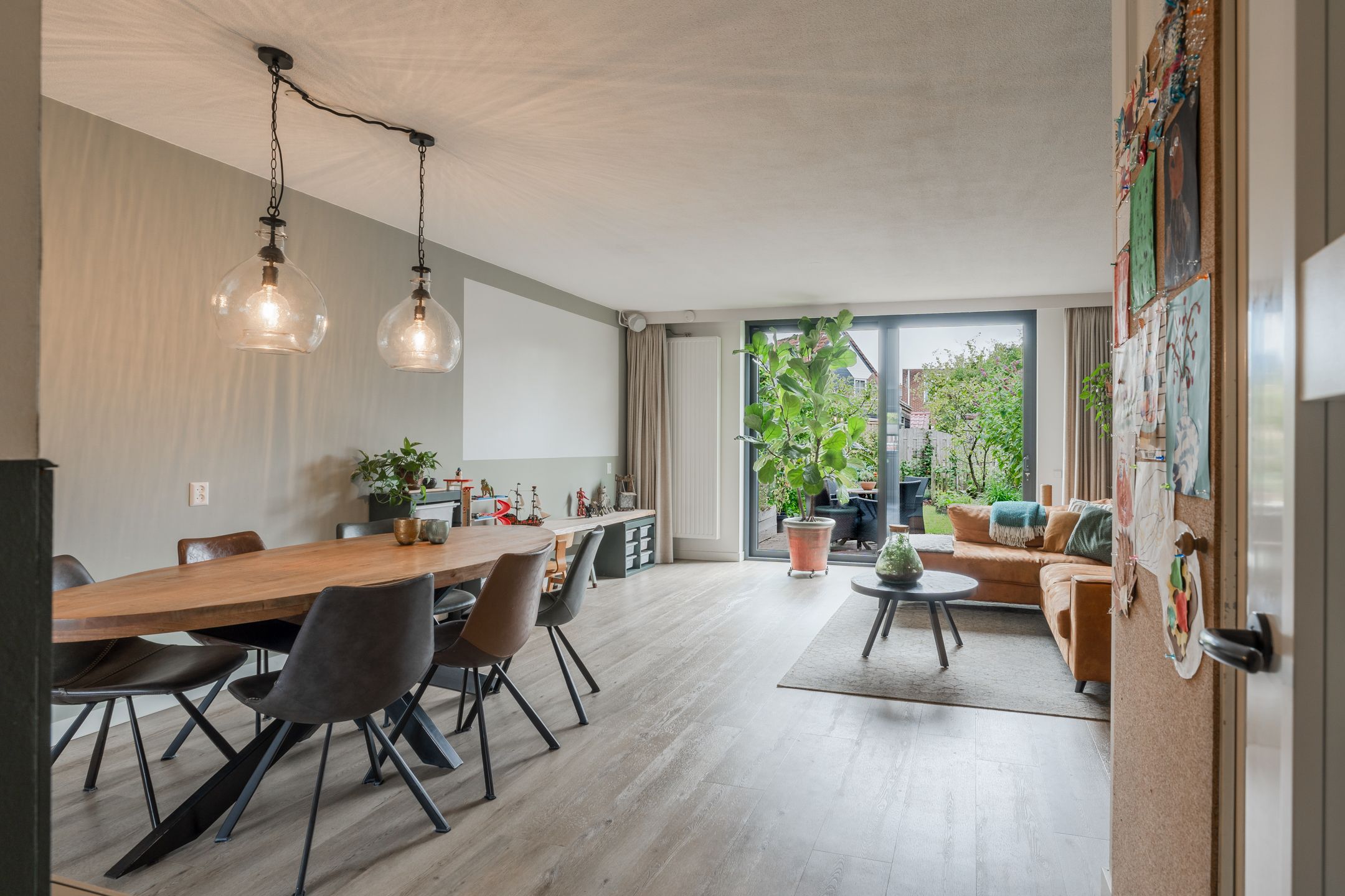 Foto 3 van van Meeuwenstraat 8