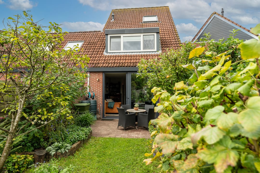 Foto 22 van van Meeuwenstraat 8