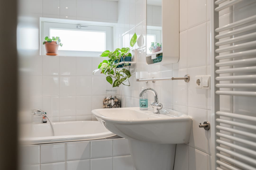 Foto 32 van van Meeuwenstraat 8