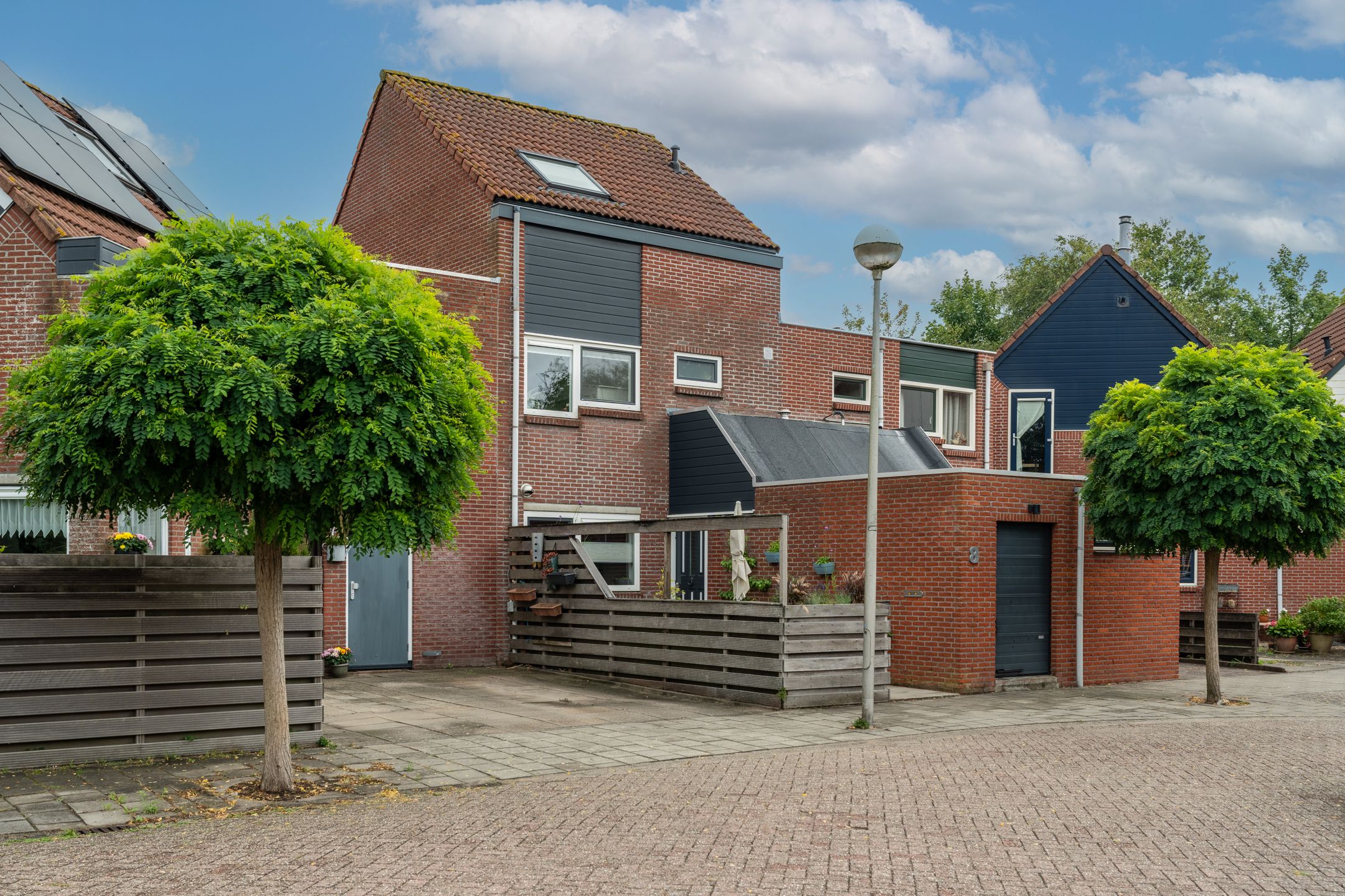 Foto 42 van van Meeuwenstraat 8