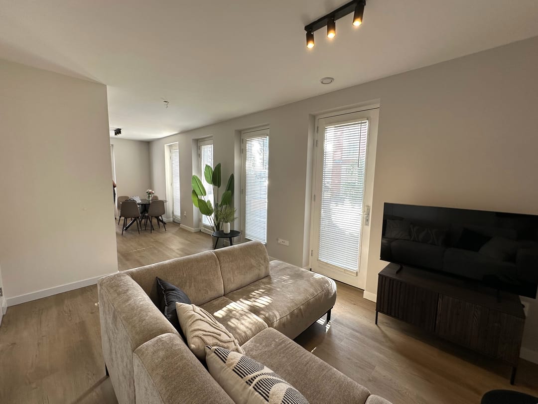 Foto 11 van Maashaven N.z. 471