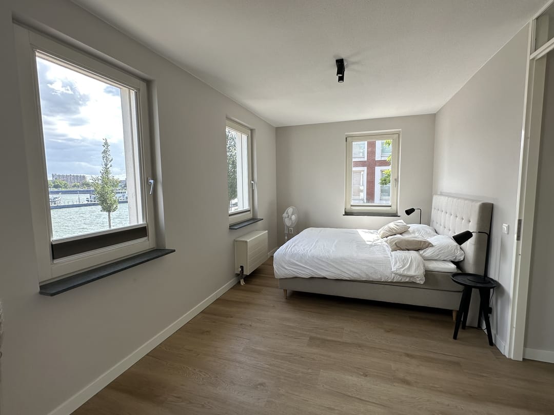 Foto 32 van Maashaven N.z. 471