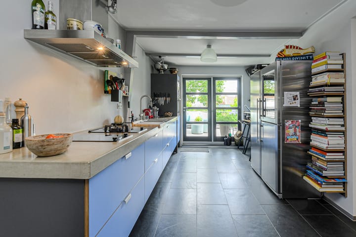 Photo 41 of Voorstraat 61