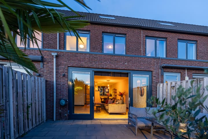 Foto 37 van Valeriaanweg 127