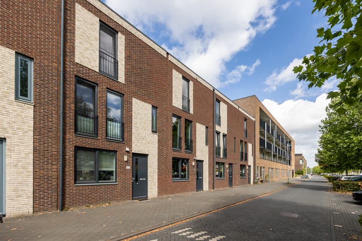 Foto 39 van Valeriaanweg 127