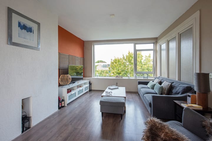 Foto 2 van Burgemeester Caan van Necklaan 211