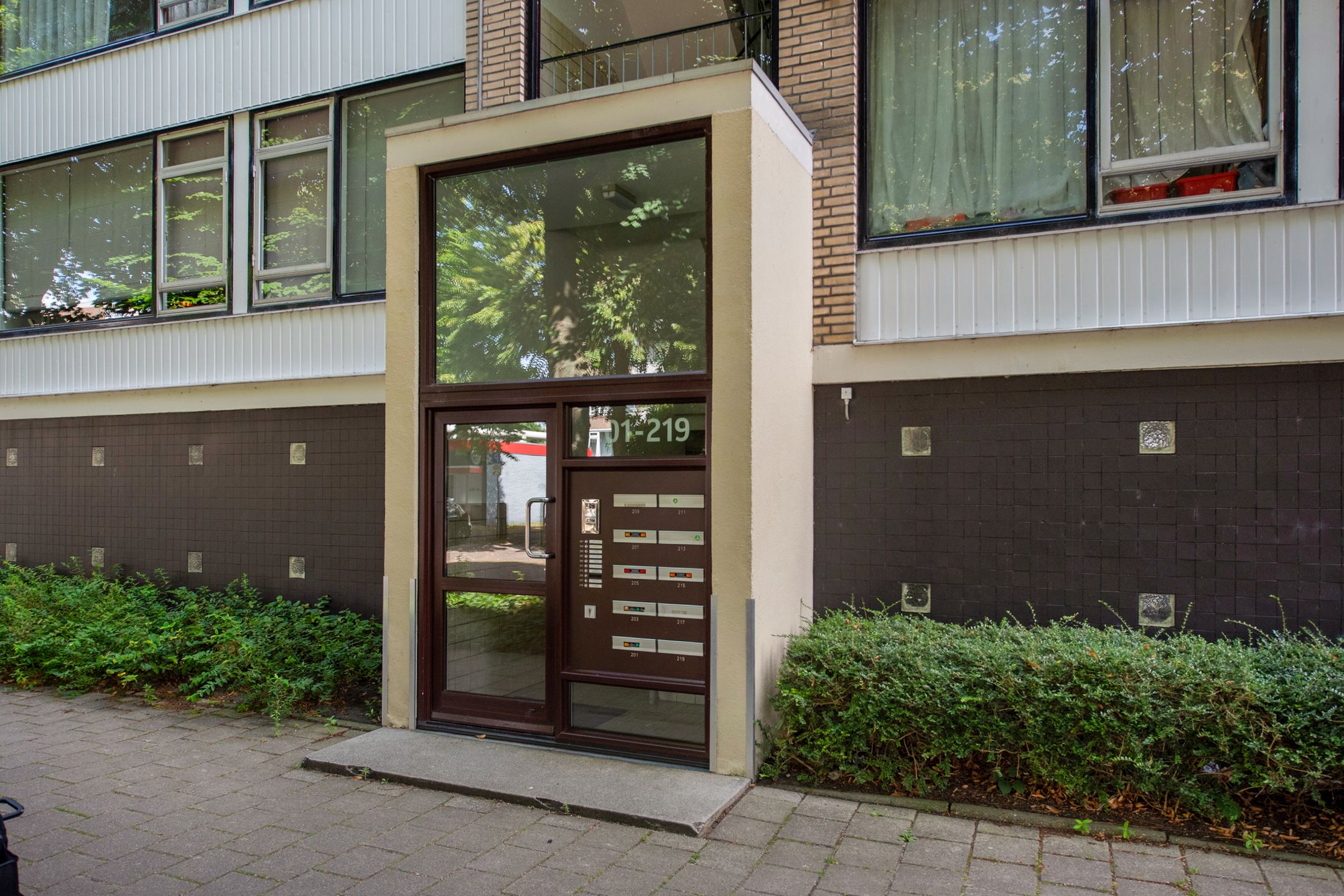 Photo 6 of Burgemeester Caan van Necklaan 211