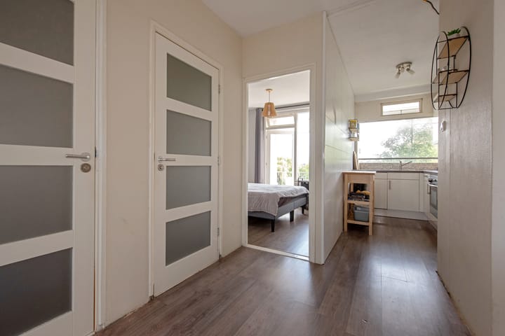 Foto 17 van Burgemeester Caan van Necklaan 211