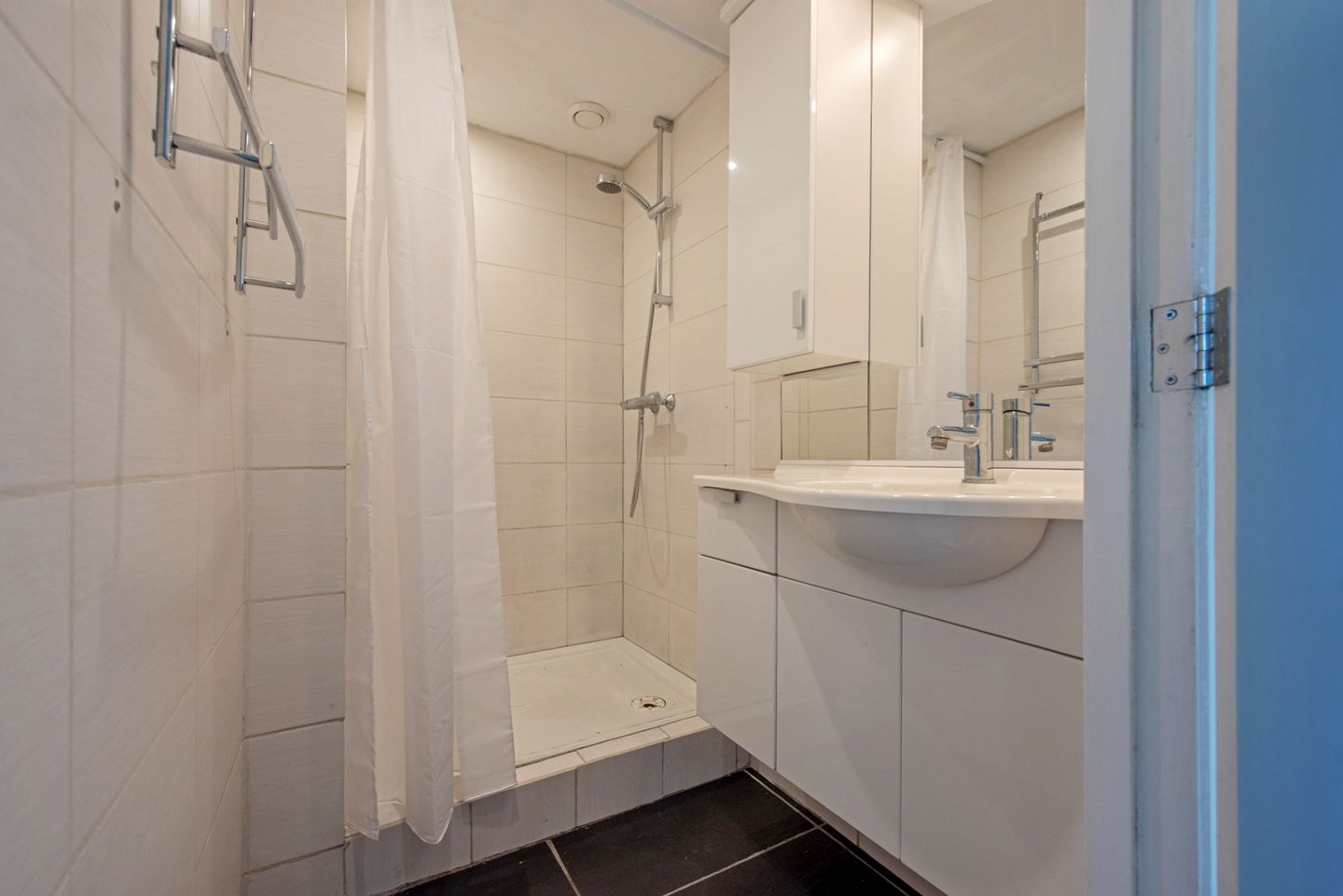 Photo 20 of Burgemeester Caan van Necklaan 211