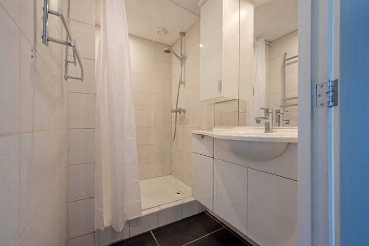 Foto 20 van Burgemeester Caan van Necklaan 211