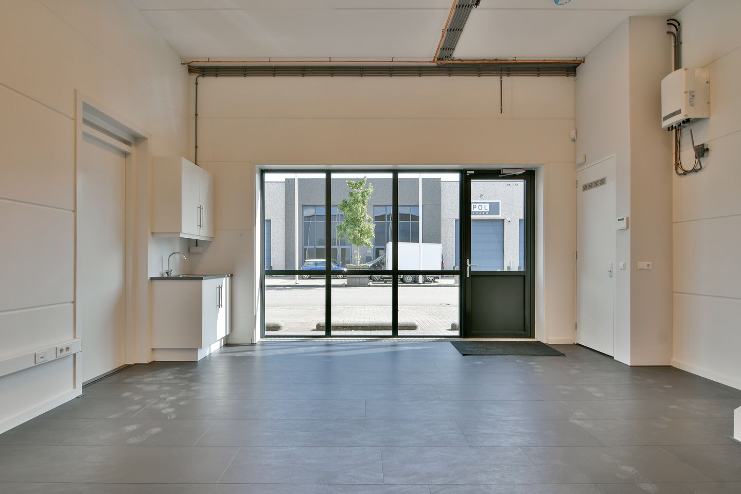 View photo 4 of Aalsmeerderweg 283-2