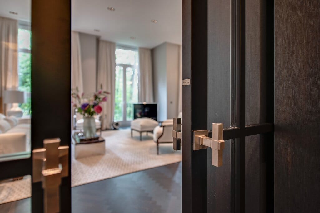 Foto 11 van Van Eeghenstraat 184