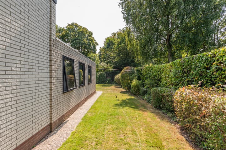 Foto 33 van Eikenlaan 21.