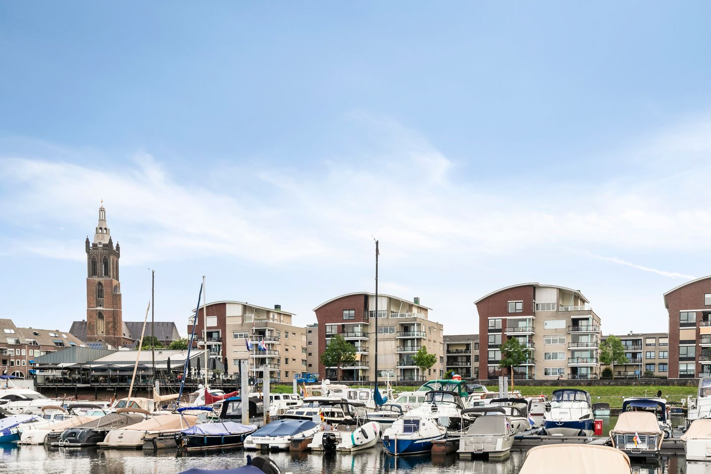 Photo 55 of Maasboulevard 53