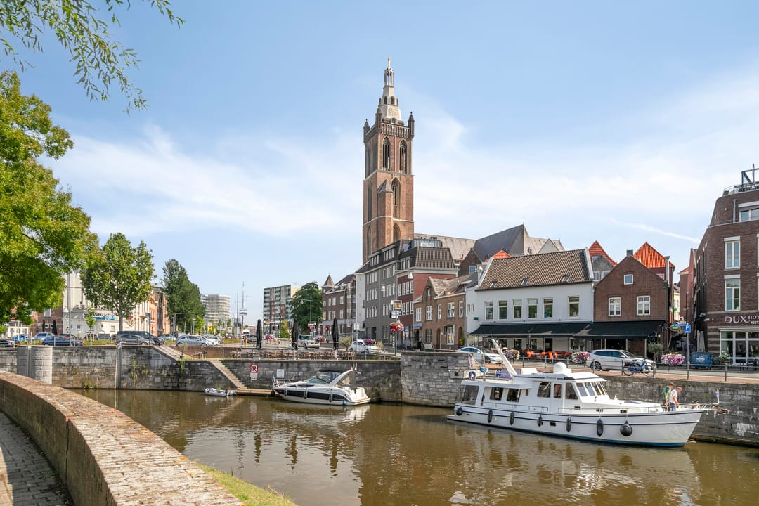 Photo 61 of Maasboulevard 53