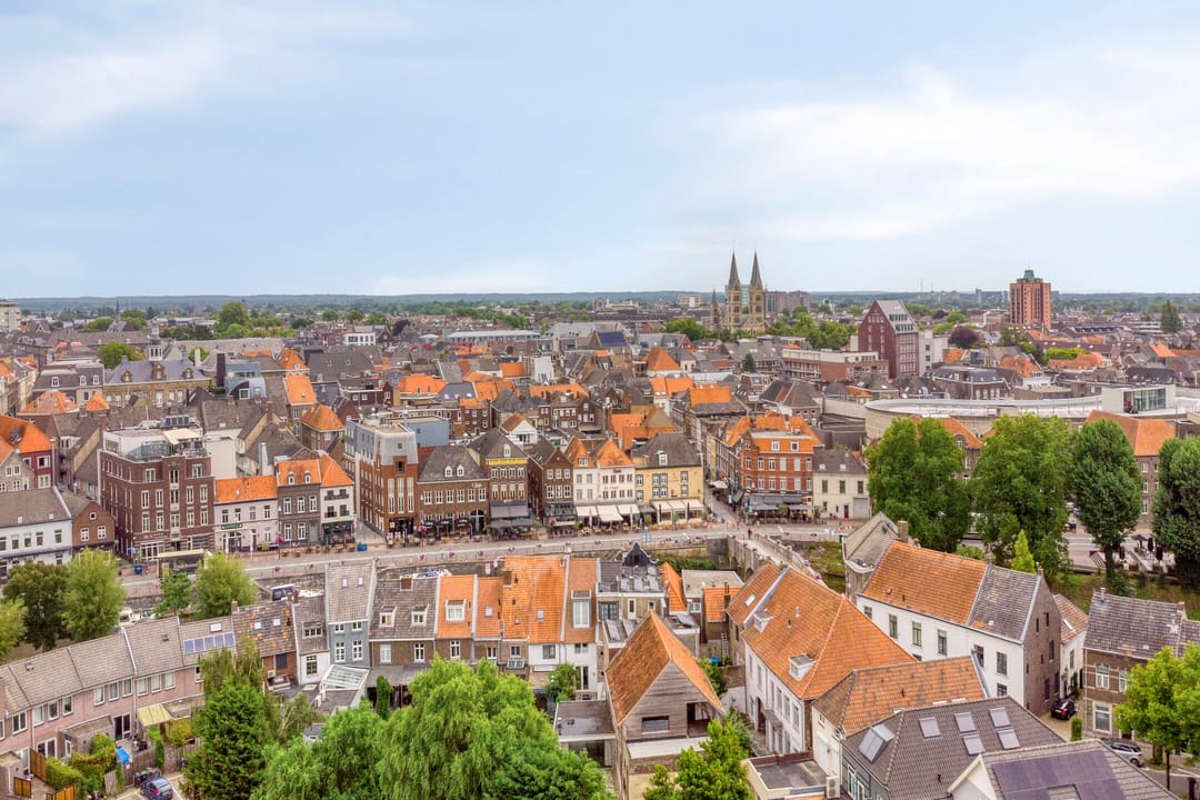 Photo 62 of Maasboulevard 53