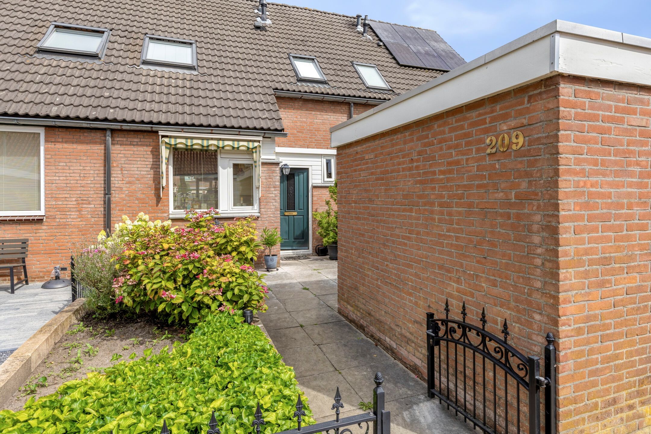 Karperveen, 209, Spijkenisse, 3205HB, Zuid-Holland, Nederland 209