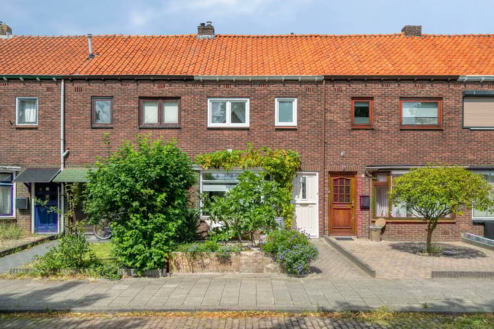 Photo 1 of Lunetstraat 34