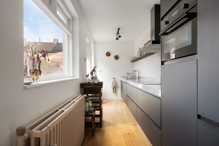 Photo 12 of Lunetstraat 34