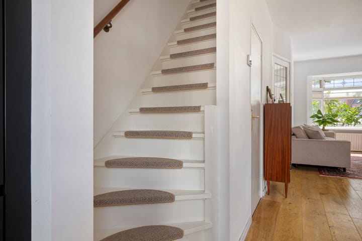 Photo 15 of Lunetstraat 34