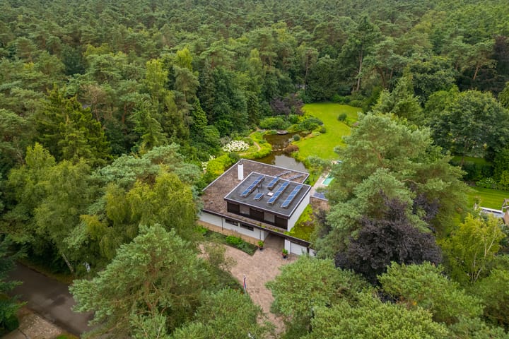 Foto 3 van Juliana van Stolberglaan 10