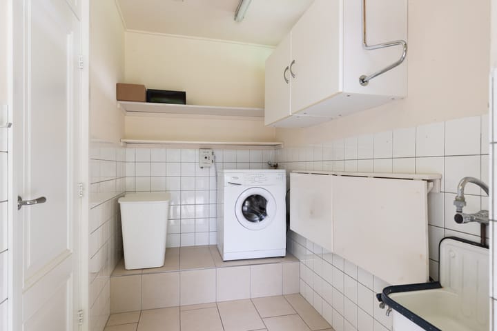 Photo 24 of Juliana van Stolberglaan 10